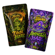Thai Haze och Amnesia Haze 20 g THCA-bundle med två haze-toppskott på svart bakgrund